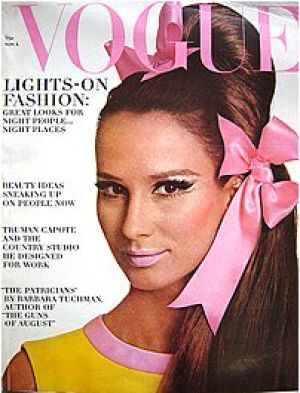 Vintage Vogue magazine covers - wah4mi0ae4yauslife.com - Vintage Vogue November 1965 - Brigitte Bauer.jpg